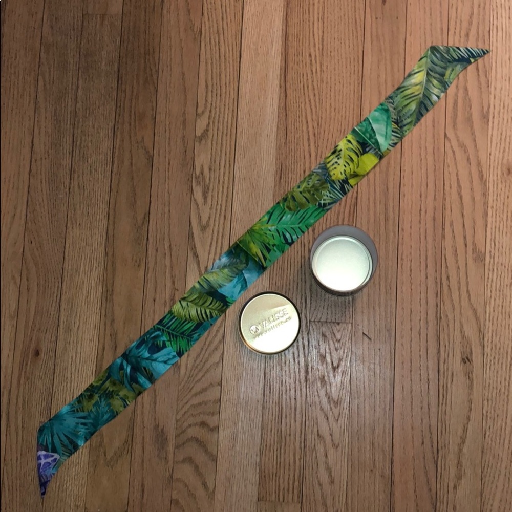 Valises 100% Silk Scarf